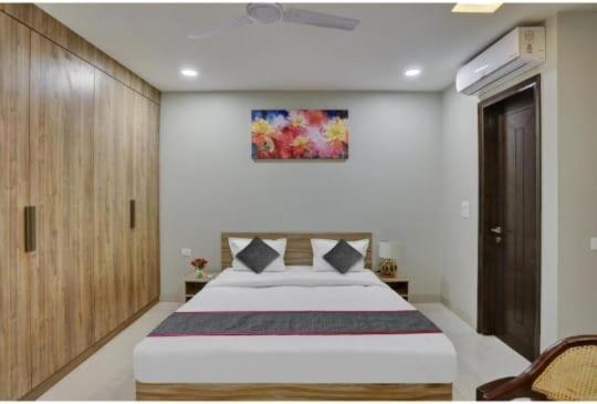 נוידה Vibe Hotel מראה חיצוני תמונה