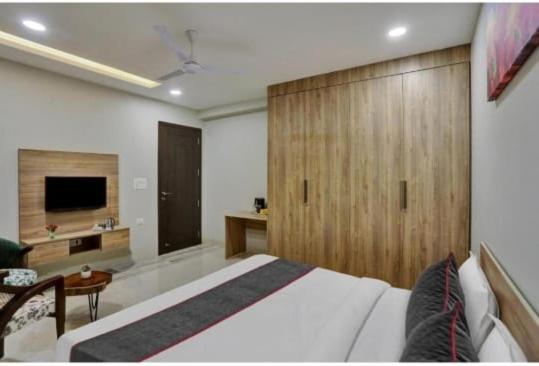 נוידה Vibe Hotel מראה חיצוני תמונה