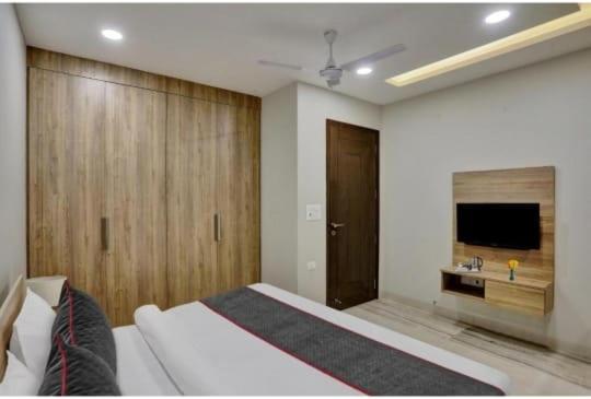נוידה Vibe Hotel מראה חיצוני תמונה