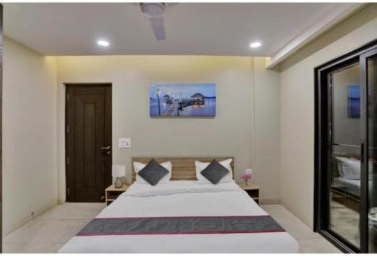 נוידה Vibe Hotel מראה חיצוני תמונה